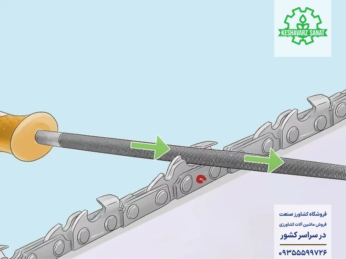 سوهان گرد بر روی دندانه ها برای تیز کردن زنجیر